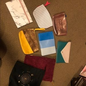 8 make up bags